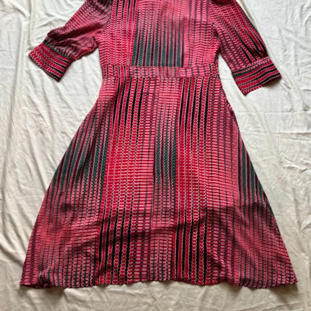 UVM | Geometric Retro Print Midi Dress | Red & Black | Size L | NWOT - Picture 3 of 4